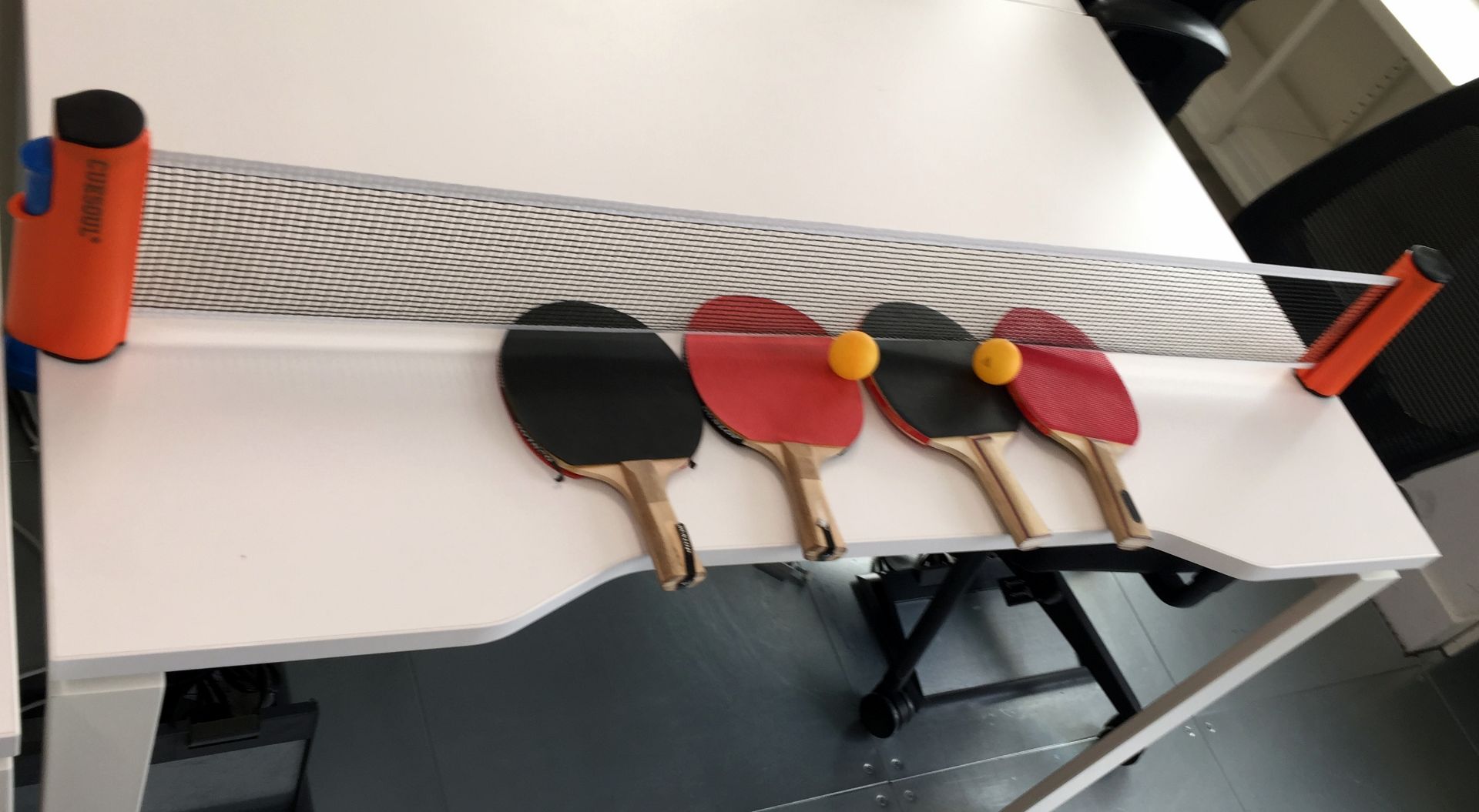 TekScore Table Football & CueSoul Extendable Desk Table Tennis Net, Table Tennis Bats & Balls - Image 2 of 2