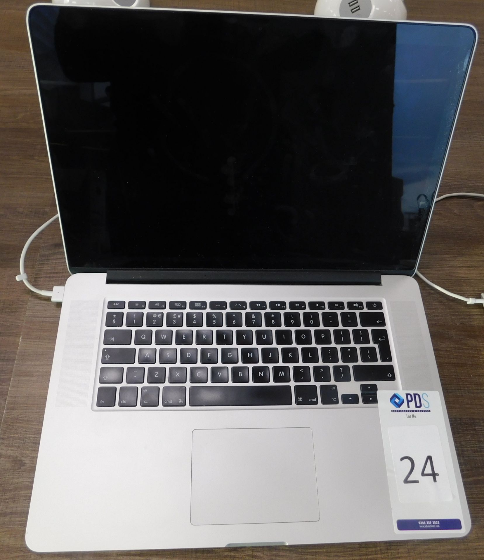 Apple MacBook Pro i7 15in, 2.2ghz Processor, 16gb RAM, 256gb SSD, A1398, s/n C02PNCVTG8WN with