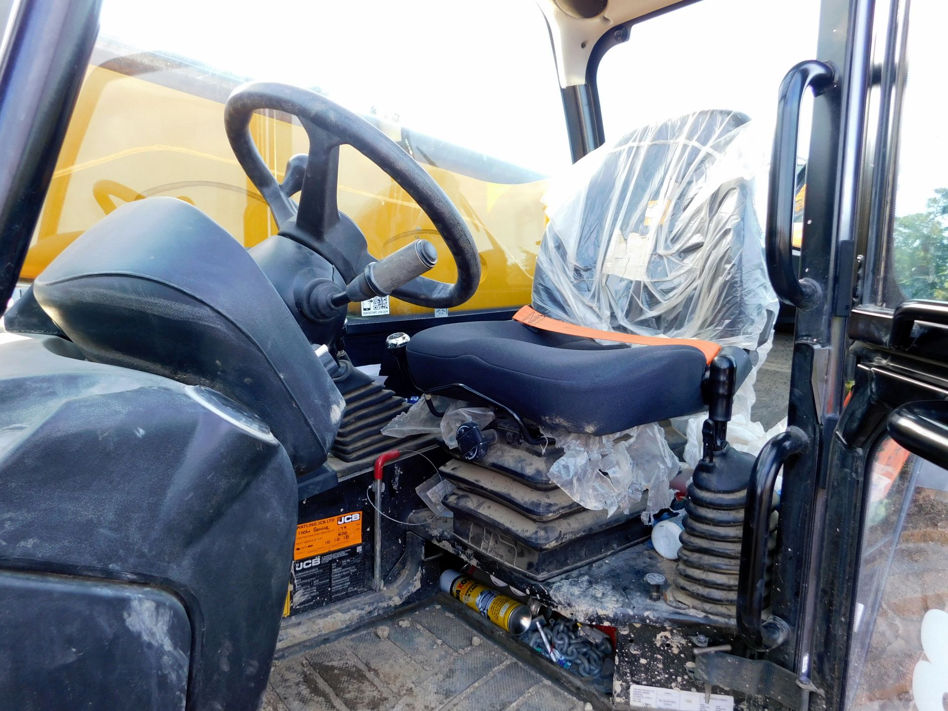 JCB 533-105 Telehandler, FM18 MKN, first registered 13/8/18, s/n JCB5AH7GPJ2728772, c/w Forks & Q- - Image 13 of 24