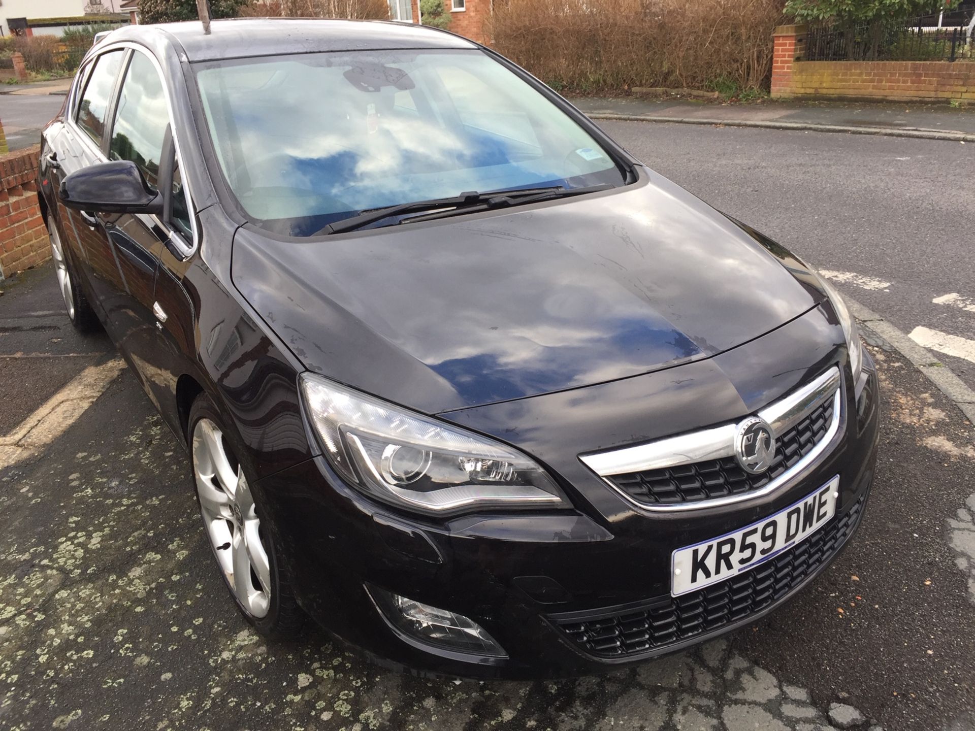 Vauxhall Astra SRI CDTI 123, registration number KR59 DWE, first registered 11/12/09, 119,759 miles, - Image 2 of 11