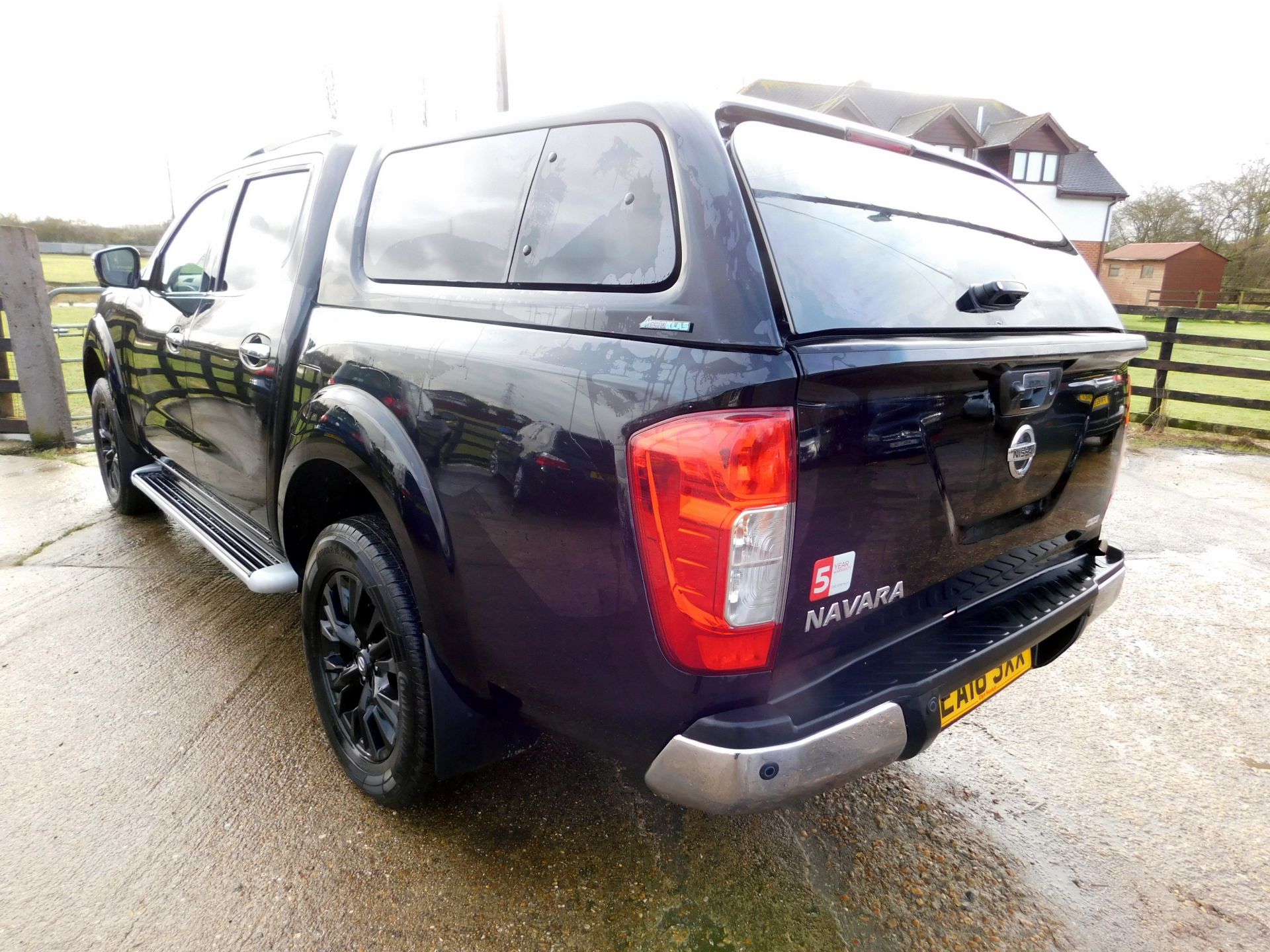 Nissan Navara Tekna 2.3 DCI 4wd Auto Double Cab Pick-up, EA18 SXX, First Registered 31/5/2018, - Image 3 of 6