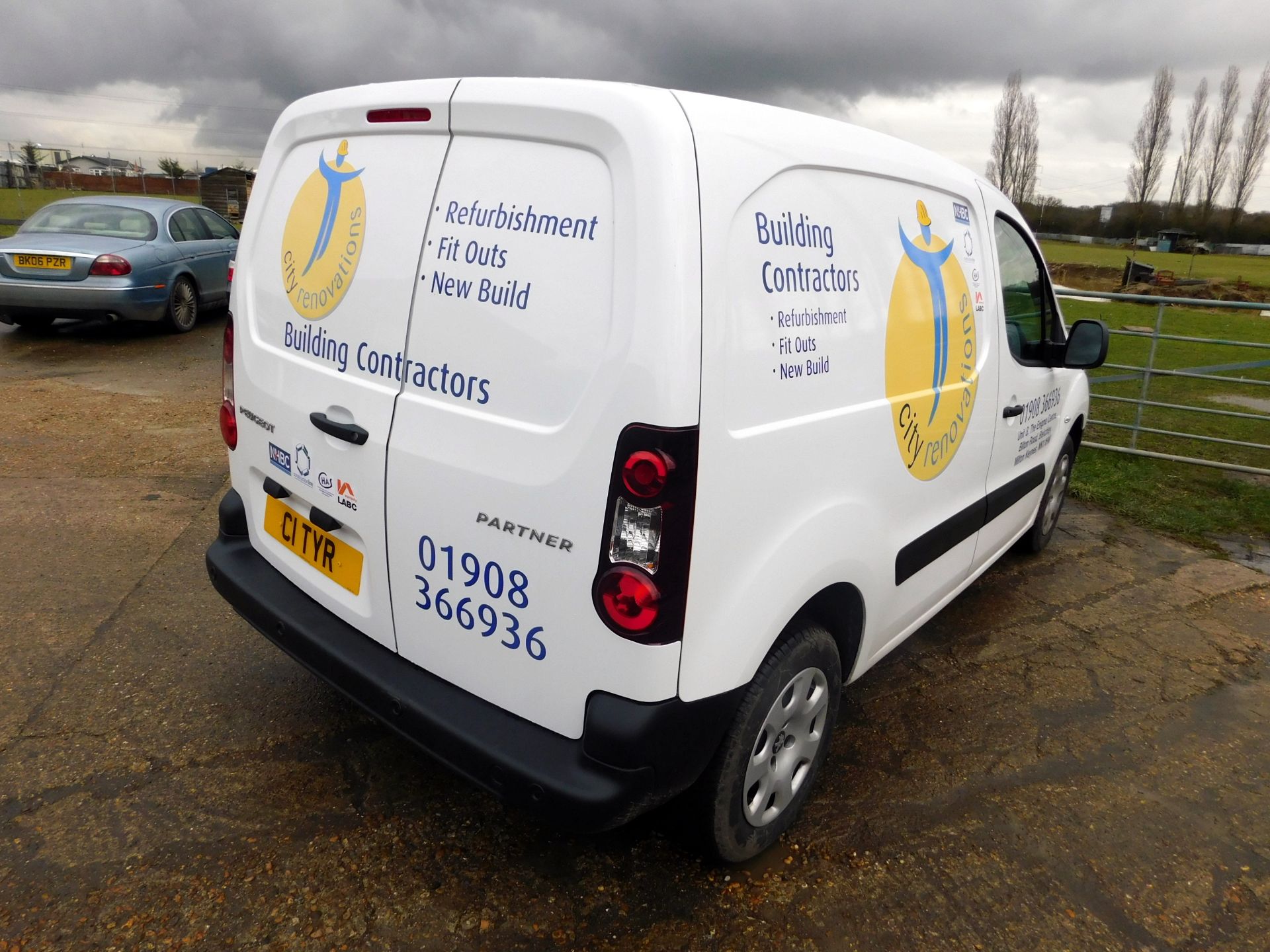 Peugeot Partner L1 Blue 1.6 HDI Professional Panel Van, C1 TYR, First Registered 27/9/18, Odometer - Image 3 of 5