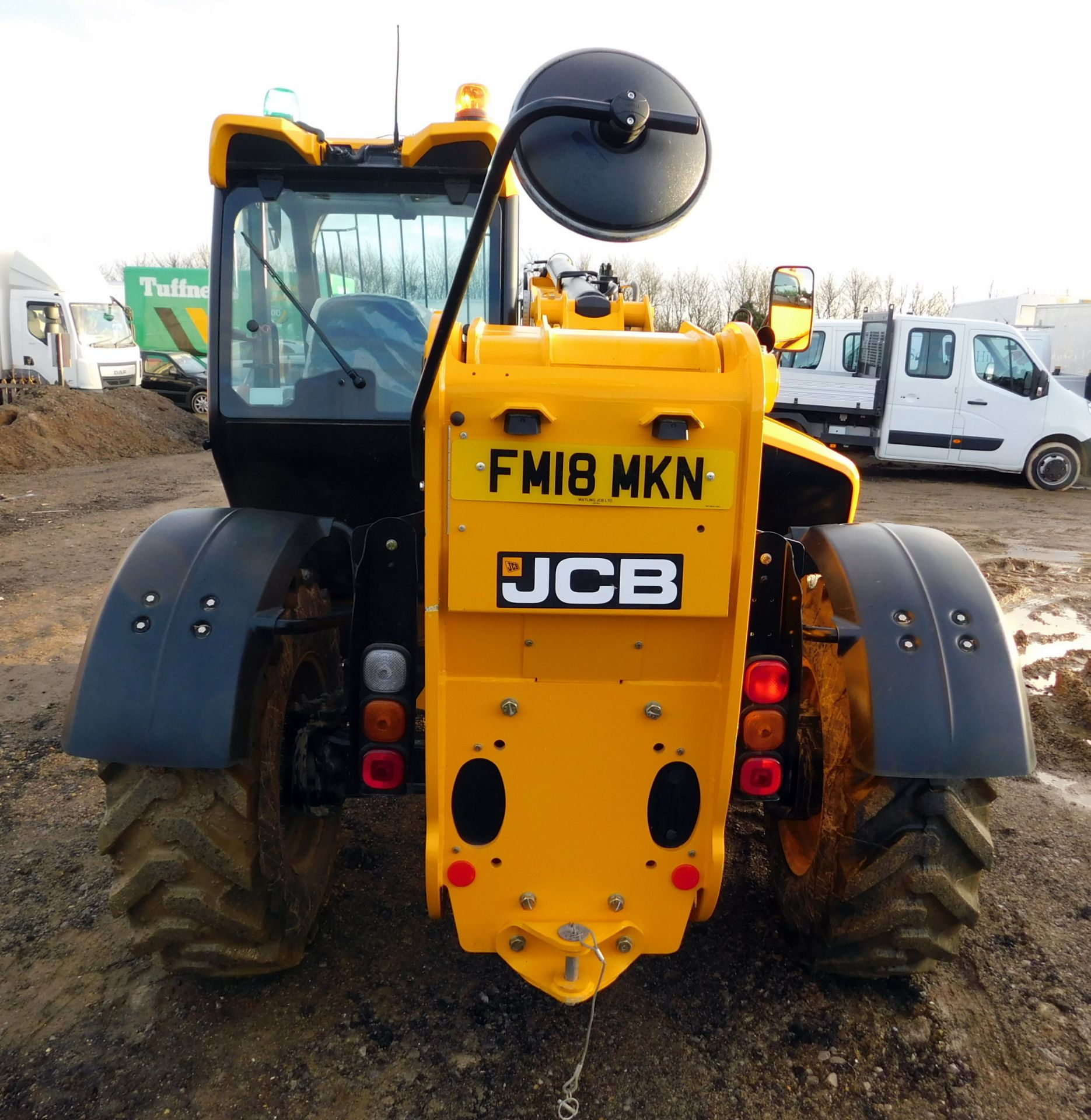 JCB 533-105 Telehandler, FM18 MKN, first registered 13/8/18, s/n JCB5AH7GPJ2728772, c/w Forks & Q- - Image 4 of 24