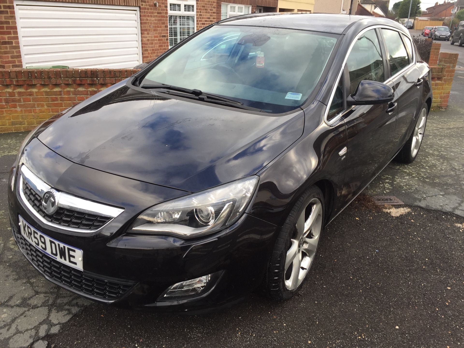 Vauxhall Astra SRI CDTI 123, registration number KR59 DWE, first registered 11/12/09, 119,759 miles,