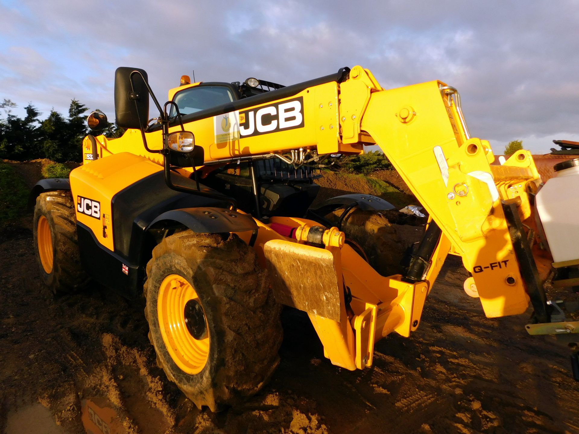 JCB 533-105 Telehandler, FM18 MKN, first registered 13/8/18, s/n JCB5AH7GPJ2728772, c/w Forks & Q- - Image 15 of 24