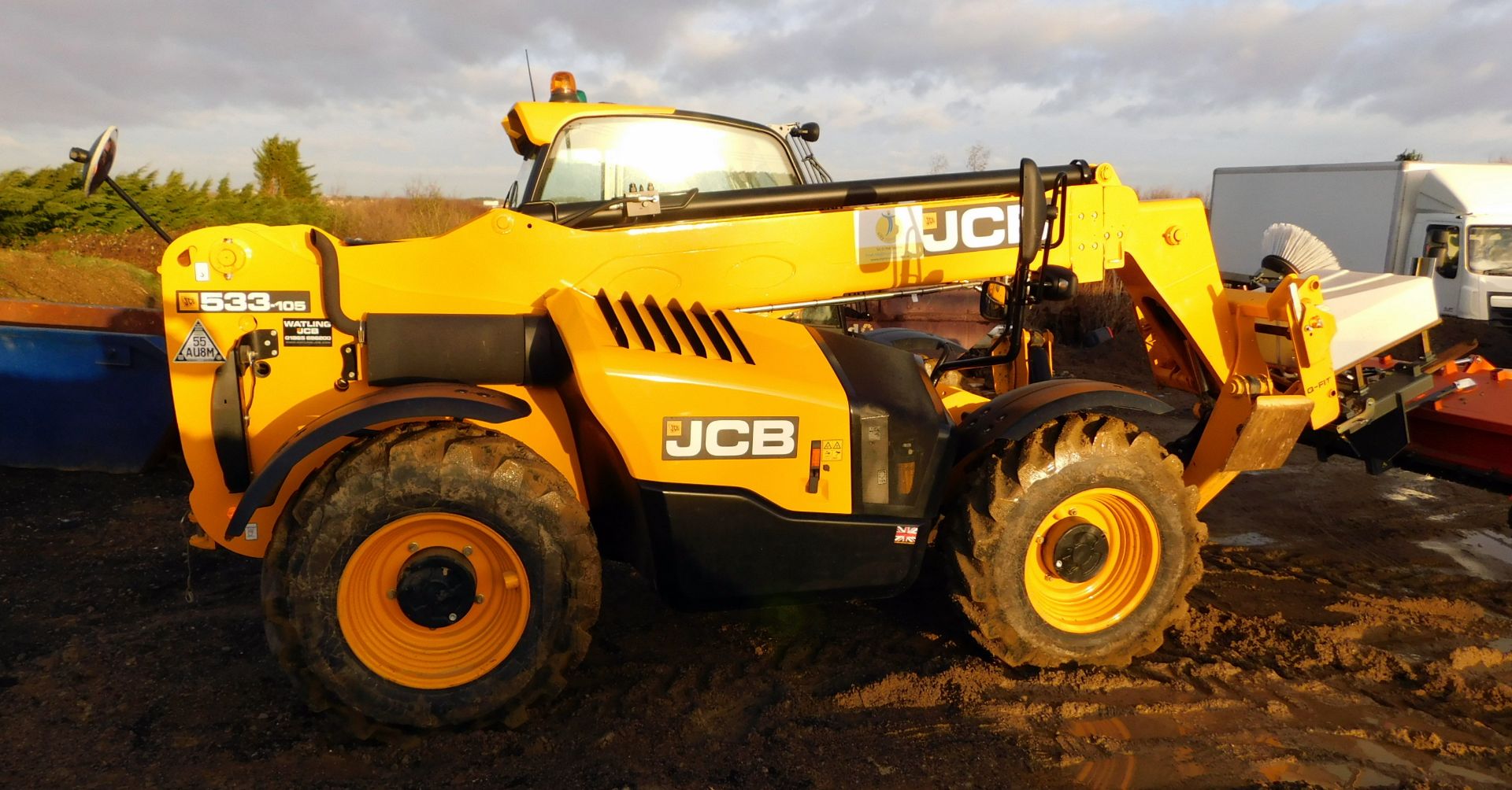 JCB 533-105 Telehandler, FM18 MKN, first registered 13/8/18, s/n JCB5AH7GPJ2728772, c/w Forks & Q- - Image 3 of 24