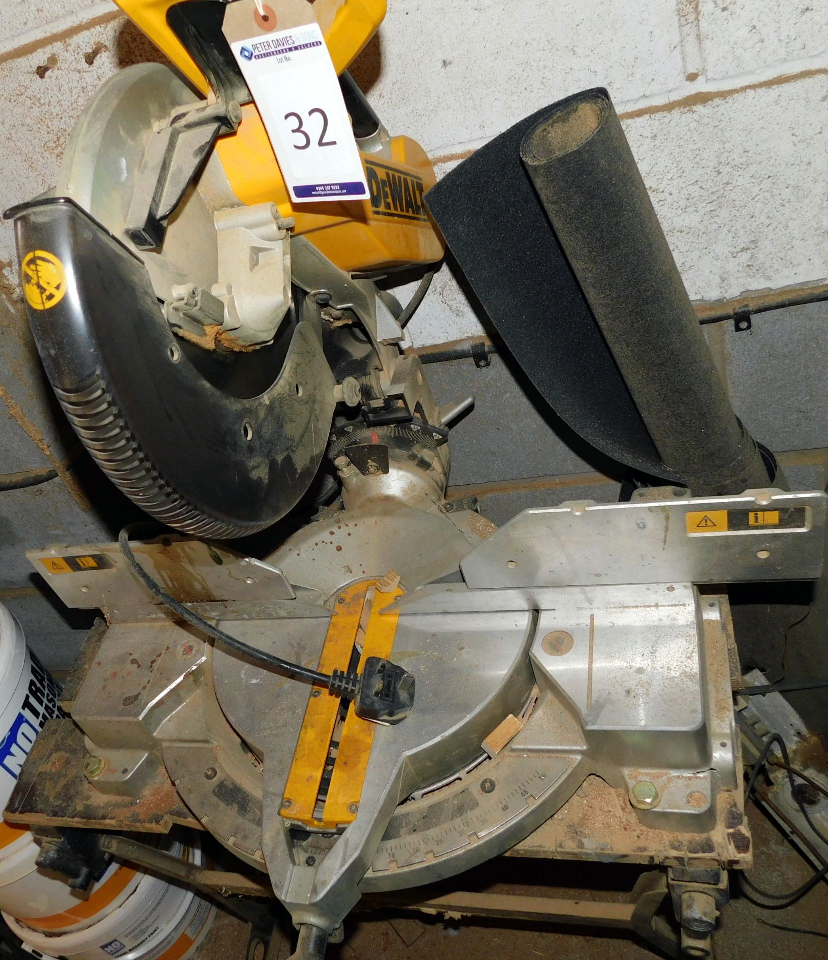 Dewalt DW706E Mitre Saw, 240v (Located Warrington) - Image 4 of 4