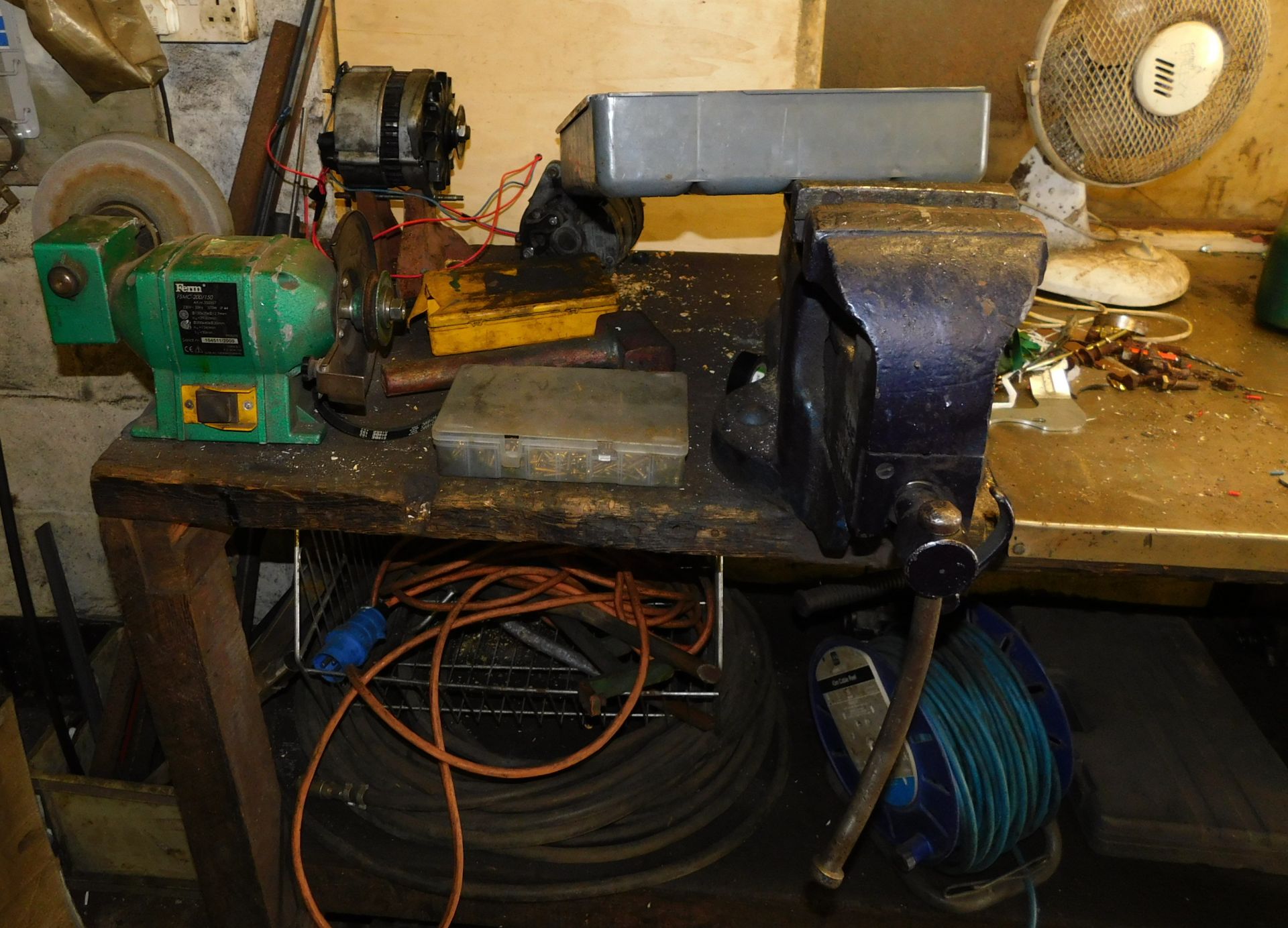 Remaining Contents of Room to Include, Engineers Vice, Grinder, Aluminium Ladders, Engine Parts & - Image 4 of 6