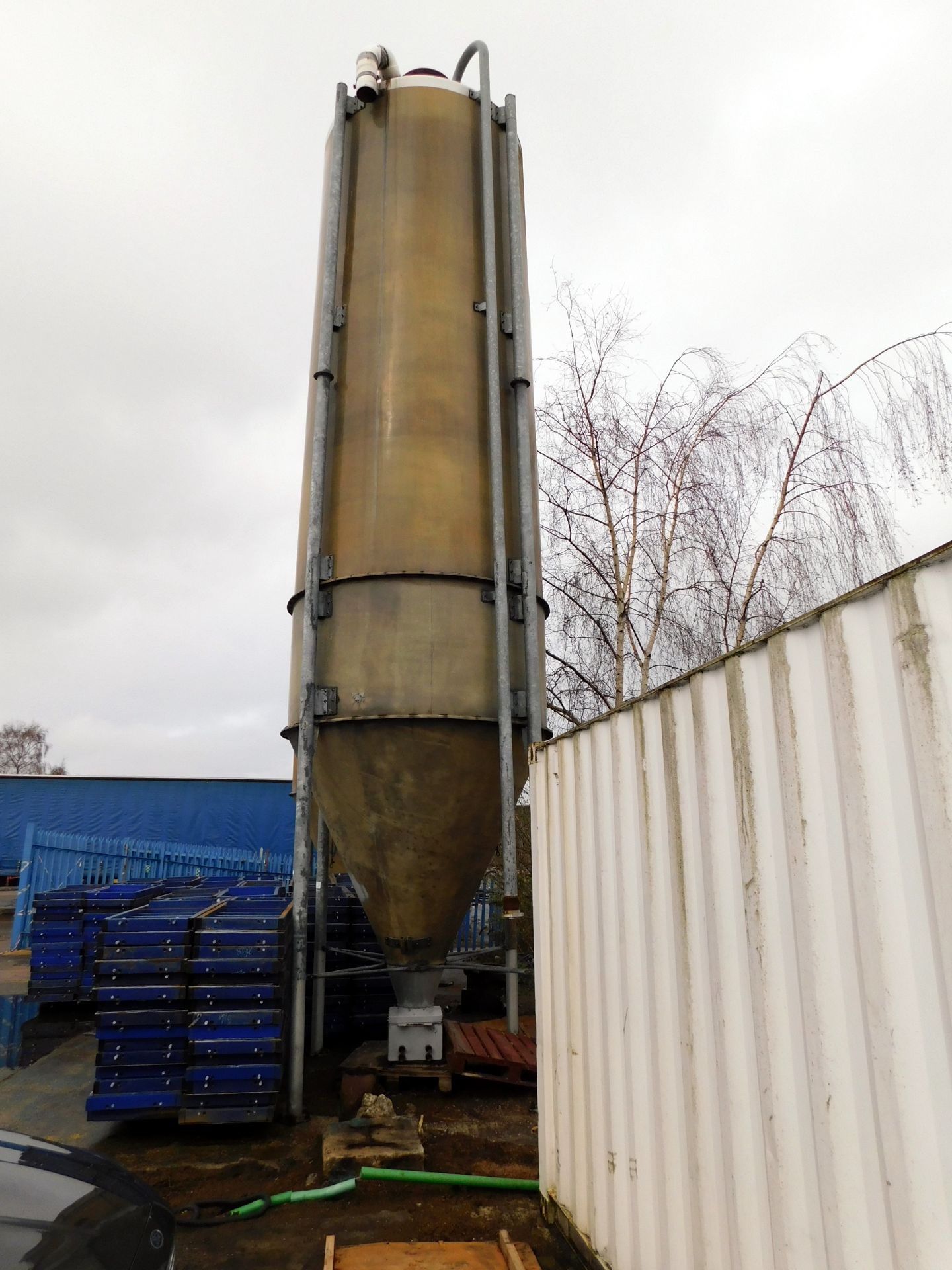 2 GRP Type Silos – Approx 36ft x 6ft (Located Knowsley – Viewing Strictly by Appointment) (Buyer to - Bild 13 aus 15