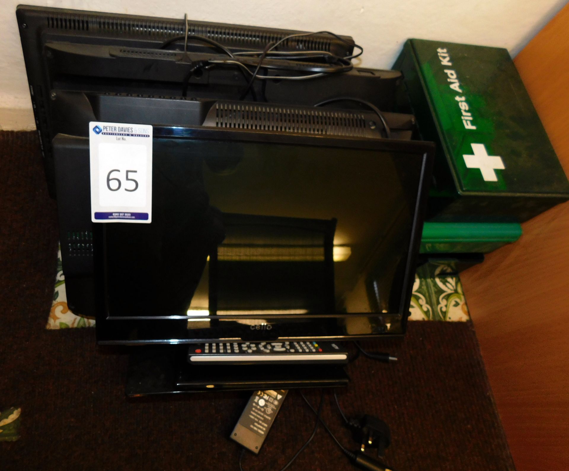 12 Various Mini Televisions (Located Warrington)