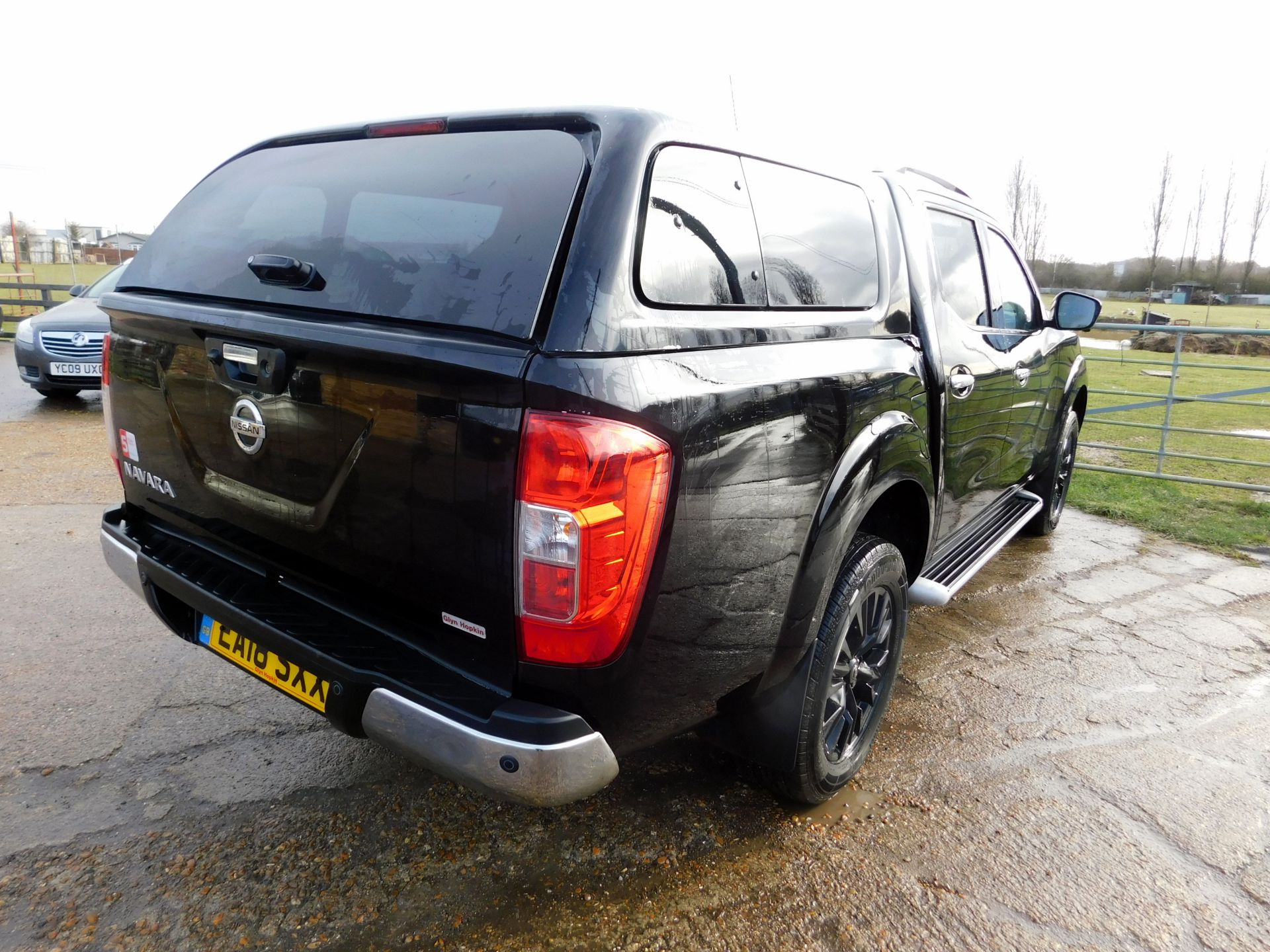 Nissan Navara Tekna 2.3 DCI 4wd Auto Double Cab Pick-up, Registration Number: EA18 SXX, First - Image 4 of 6