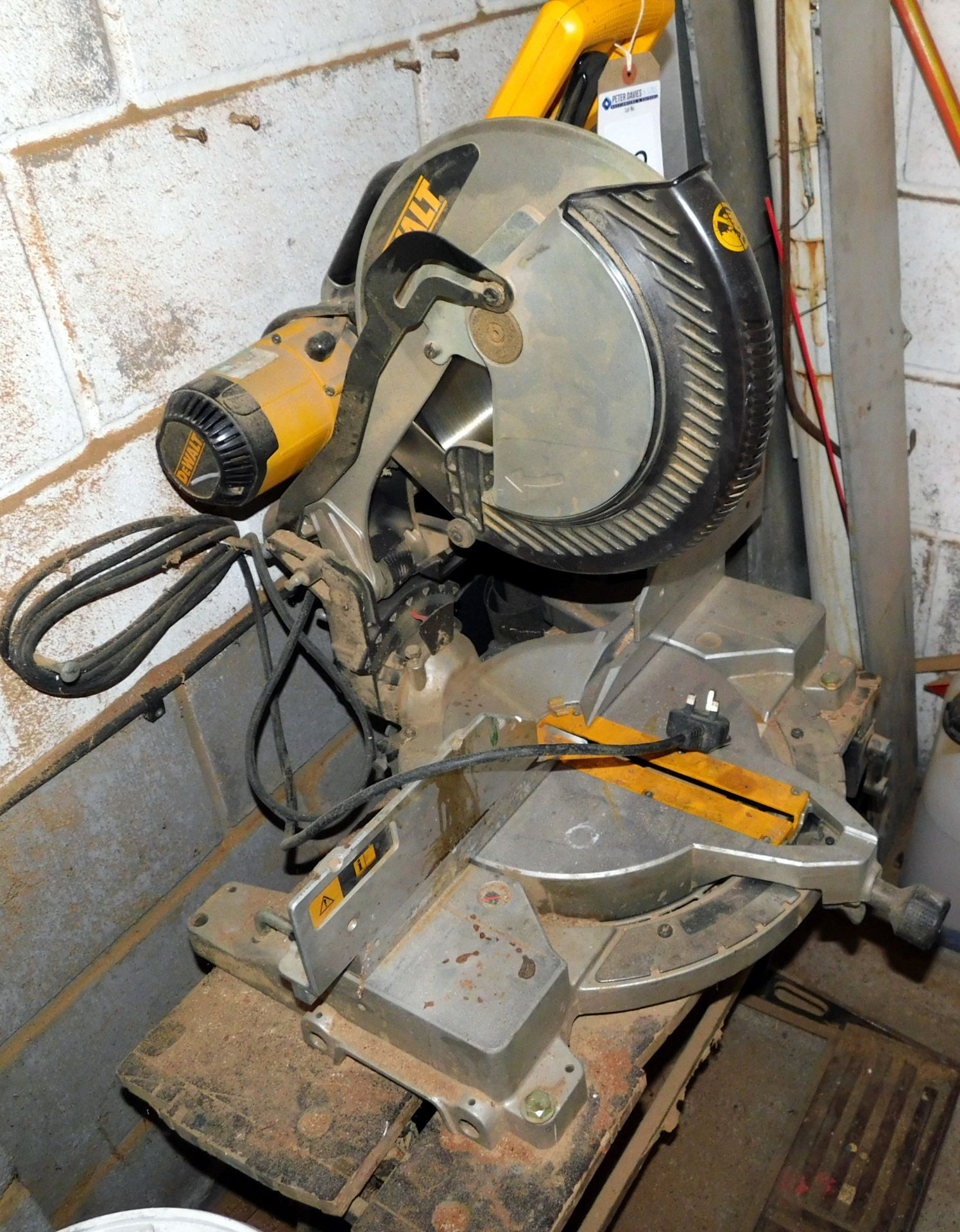 Dewalt DW706E Mitre Saw, 240v (Located Warrington) - Image 3 of 4