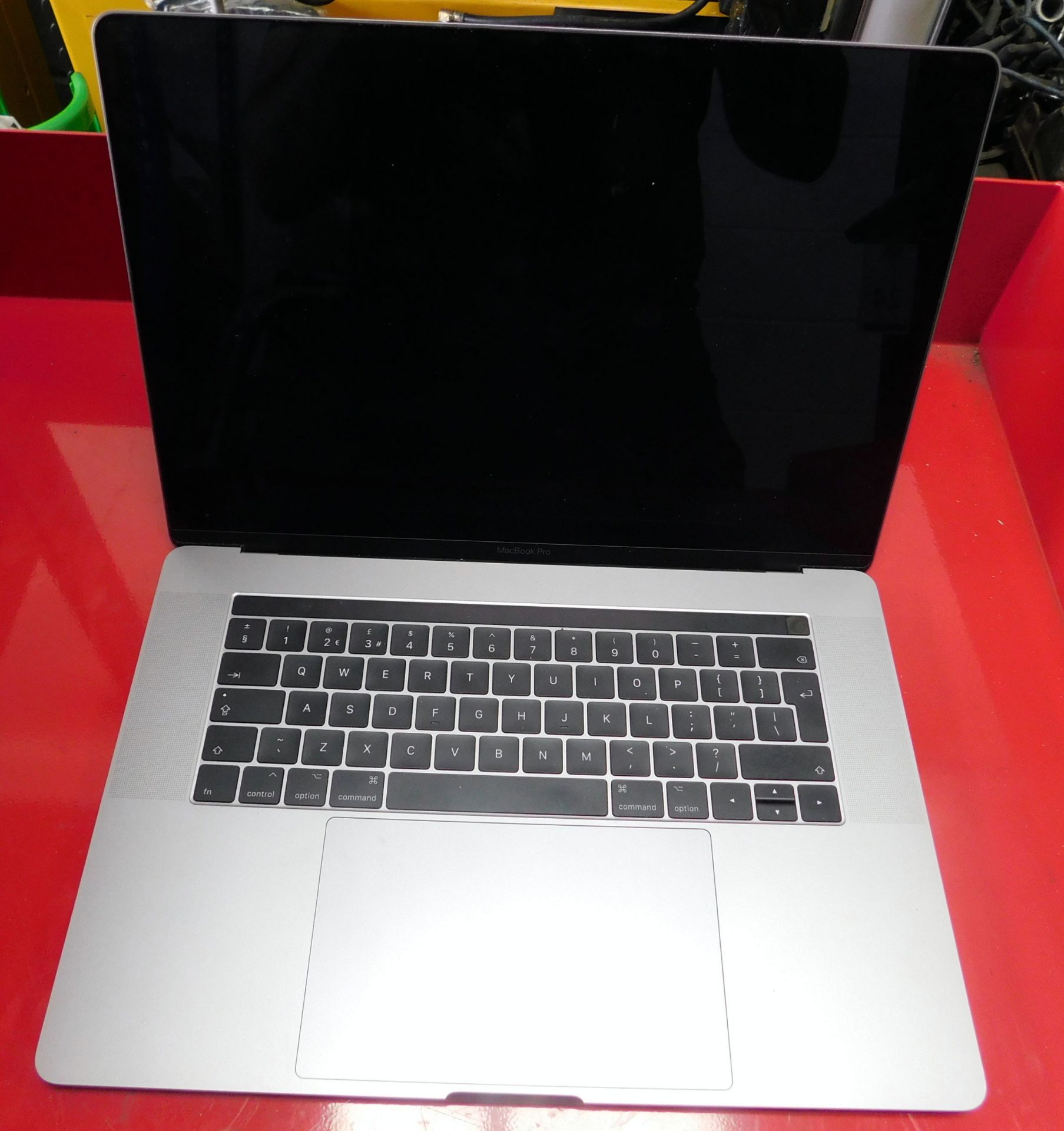 Apple MacBook Pro, Model A1707, S/N; C02V8ADAHTD5