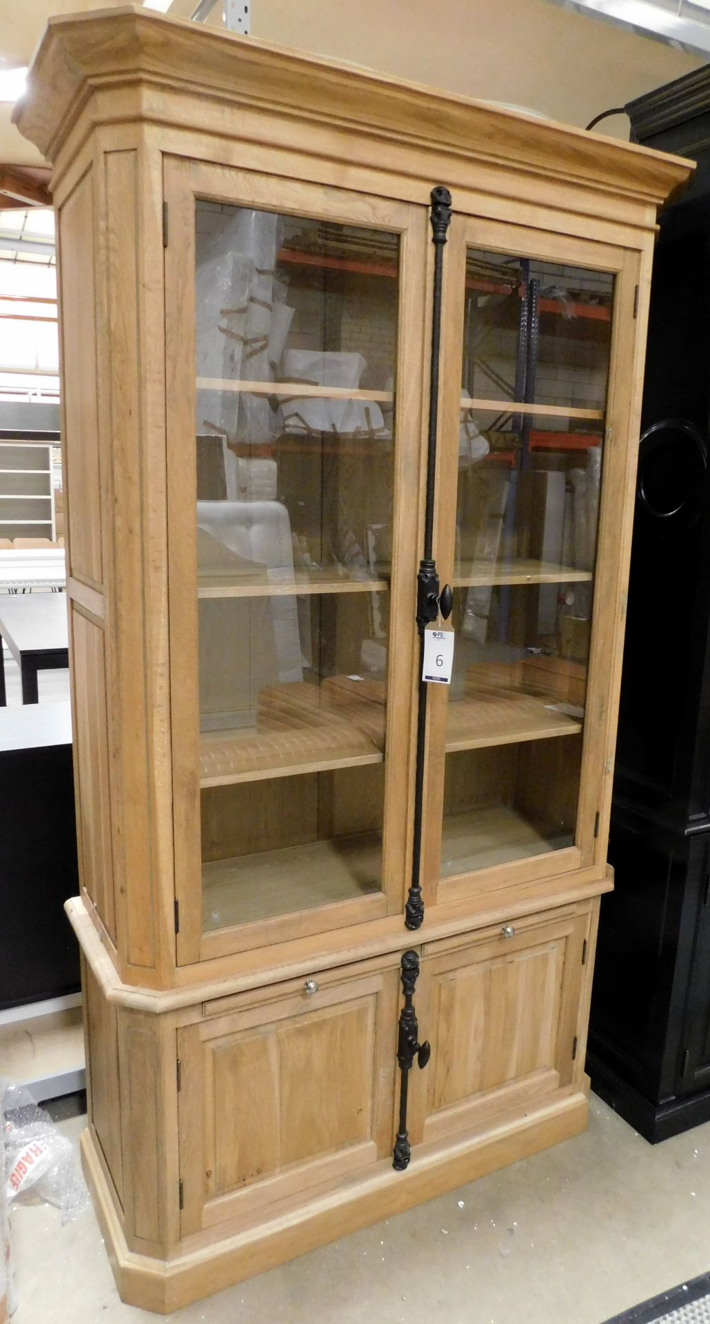 Coach House RNG Oak Display Cabinet (Approximate Retail £1,800) (4ft Wide, 7ft 7in High)