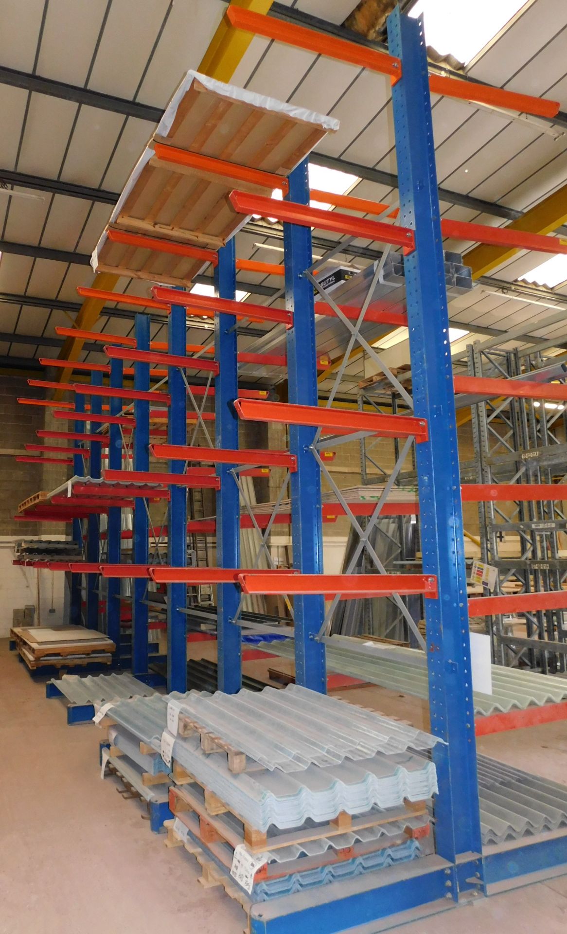 Double Sided Stock Rack with Eight 5.5m Uprights & Eighty 600kg Arms (Collection after 2pm Thursday) - Image 3 of 3