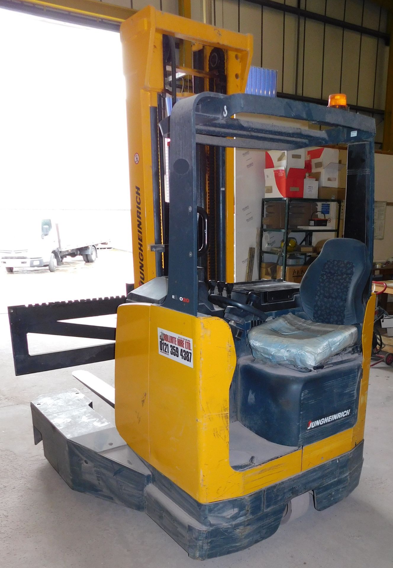 Jungheinrich ETV-Q20 Reach Truck, 210cm Carriage Plate, S/N; 82165901, 1382 Hours with Charger (