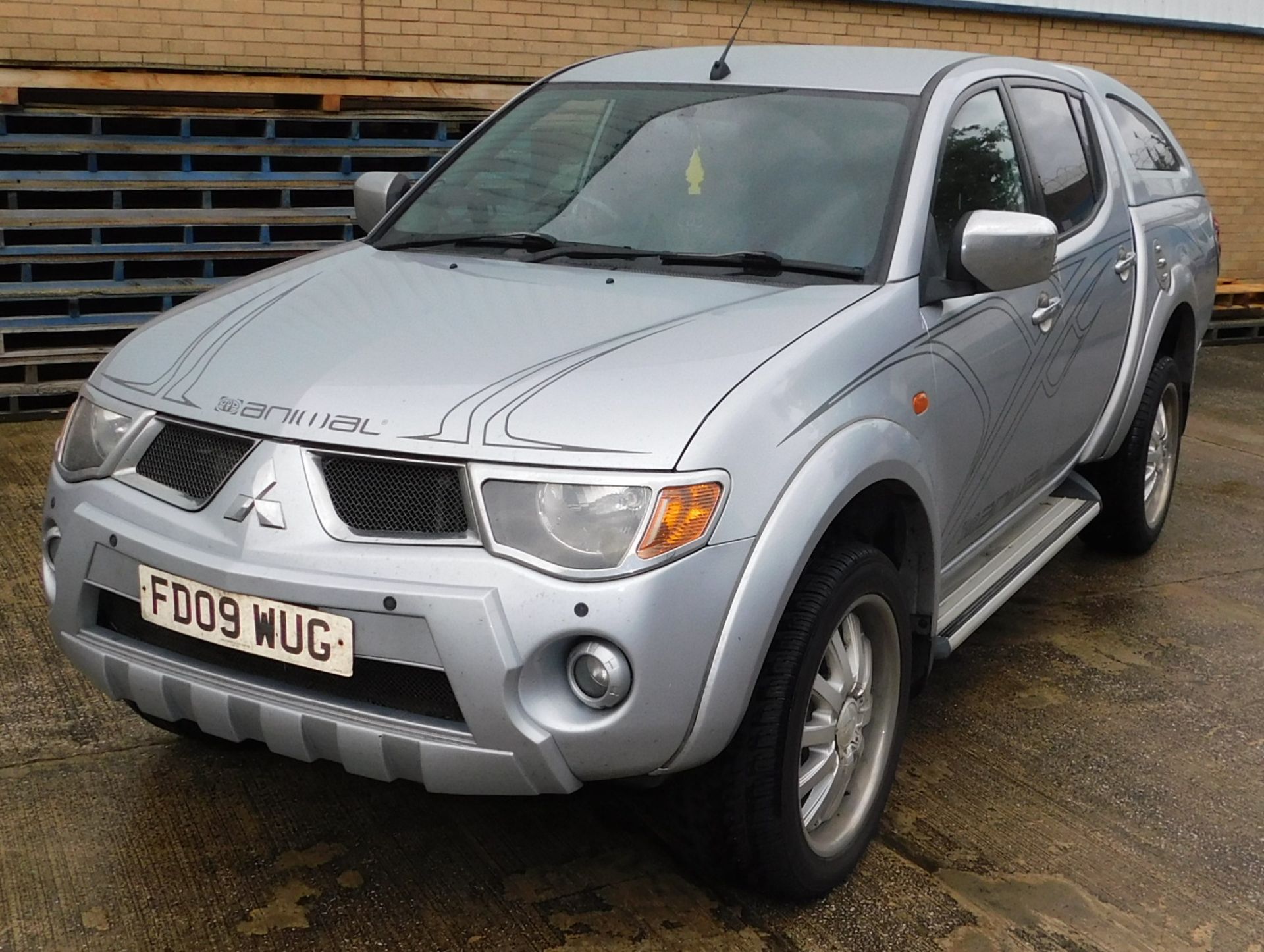 Mitsubishi L200 Animal LWB DCB Double Cab Pickup, Registration FD09 WUG, First Registered 31st - Image 2 of 10