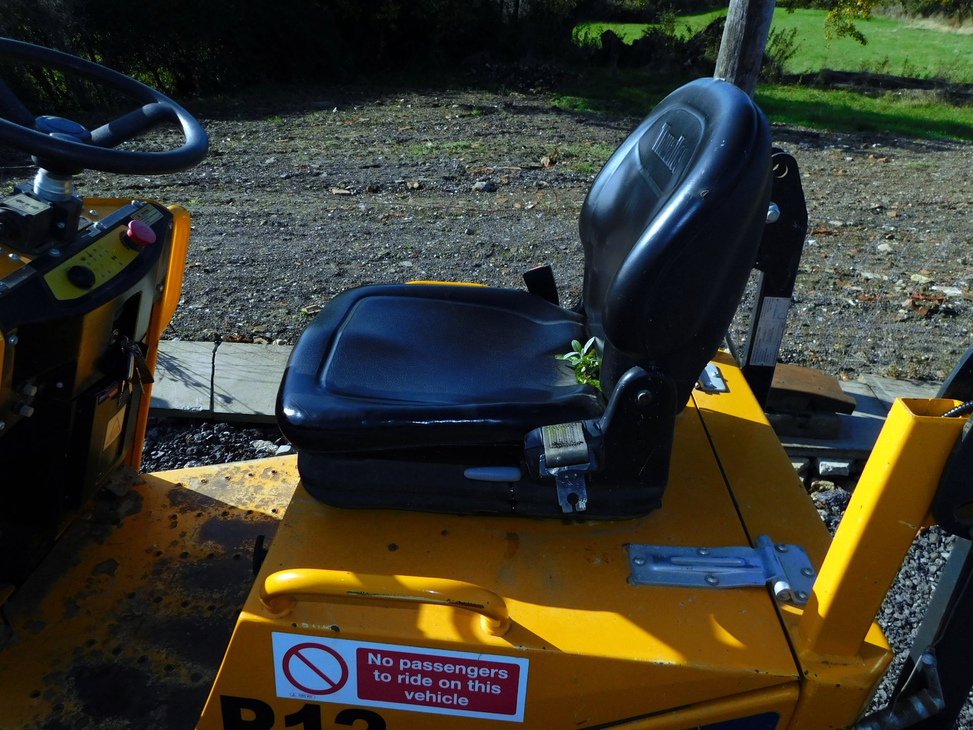 Thwaites 1t High Tip Dumper, 2016, serial number SLCM201Z1617D3867 (2016) (Located Milton Keynes, - Image 5 of 9