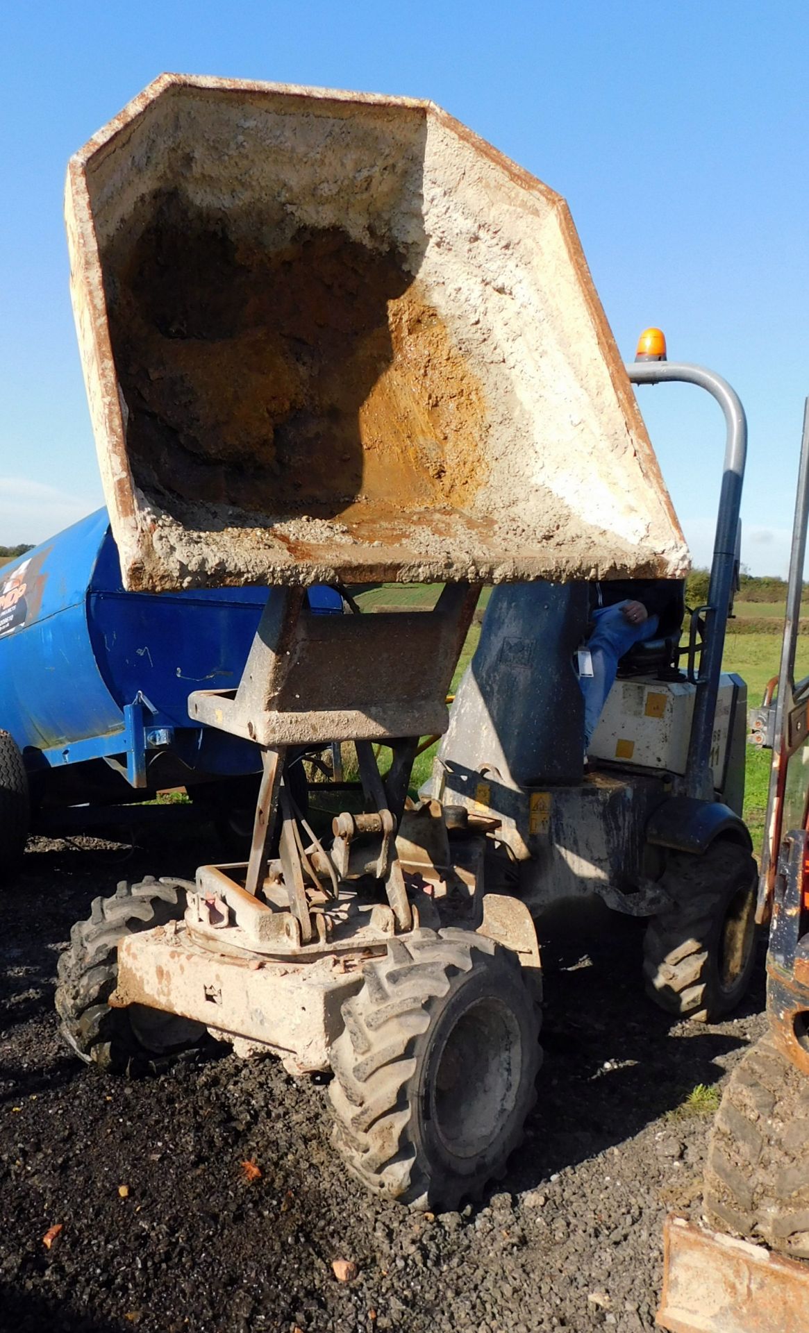 Benford 2t High Tip Swivel Dumper Serial Number 801MP003 (beginning of serial number indecipherable) - Image 7 of 12