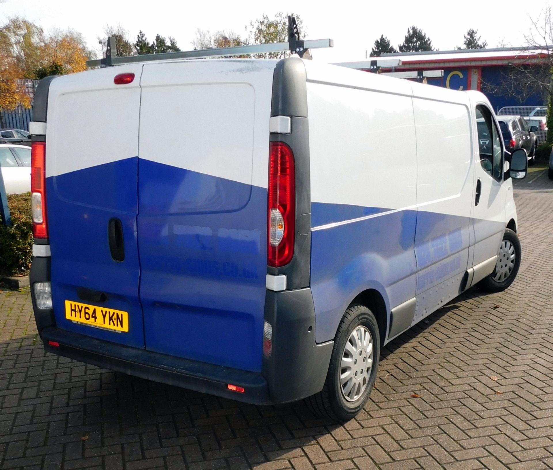 Renault Trafic LWB panel van, registration HY64 YKN, first registered 29th September 2014, MOT - Image 4 of 9