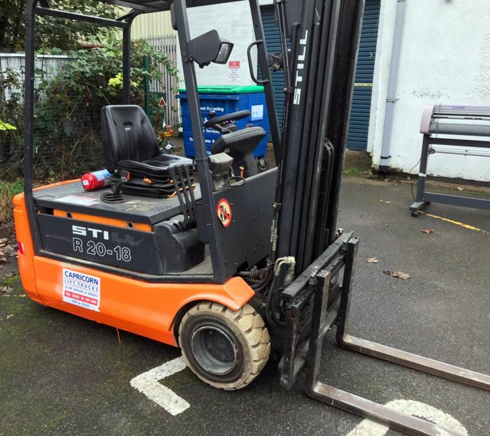 STILL R20-18 Electric Forklift (2000) with Charger (Located Milton Keynes, Viewing by - Image 3 of 5