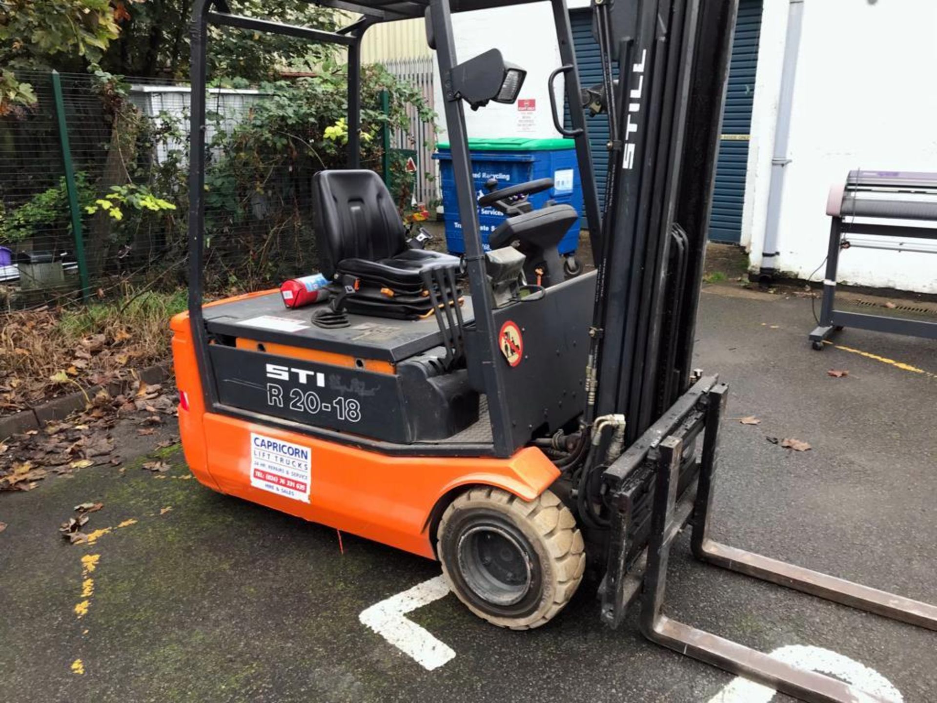 STILL R20-18 Electric Forklift (2000) with Charger (Located Milton Keynes, Viewing by