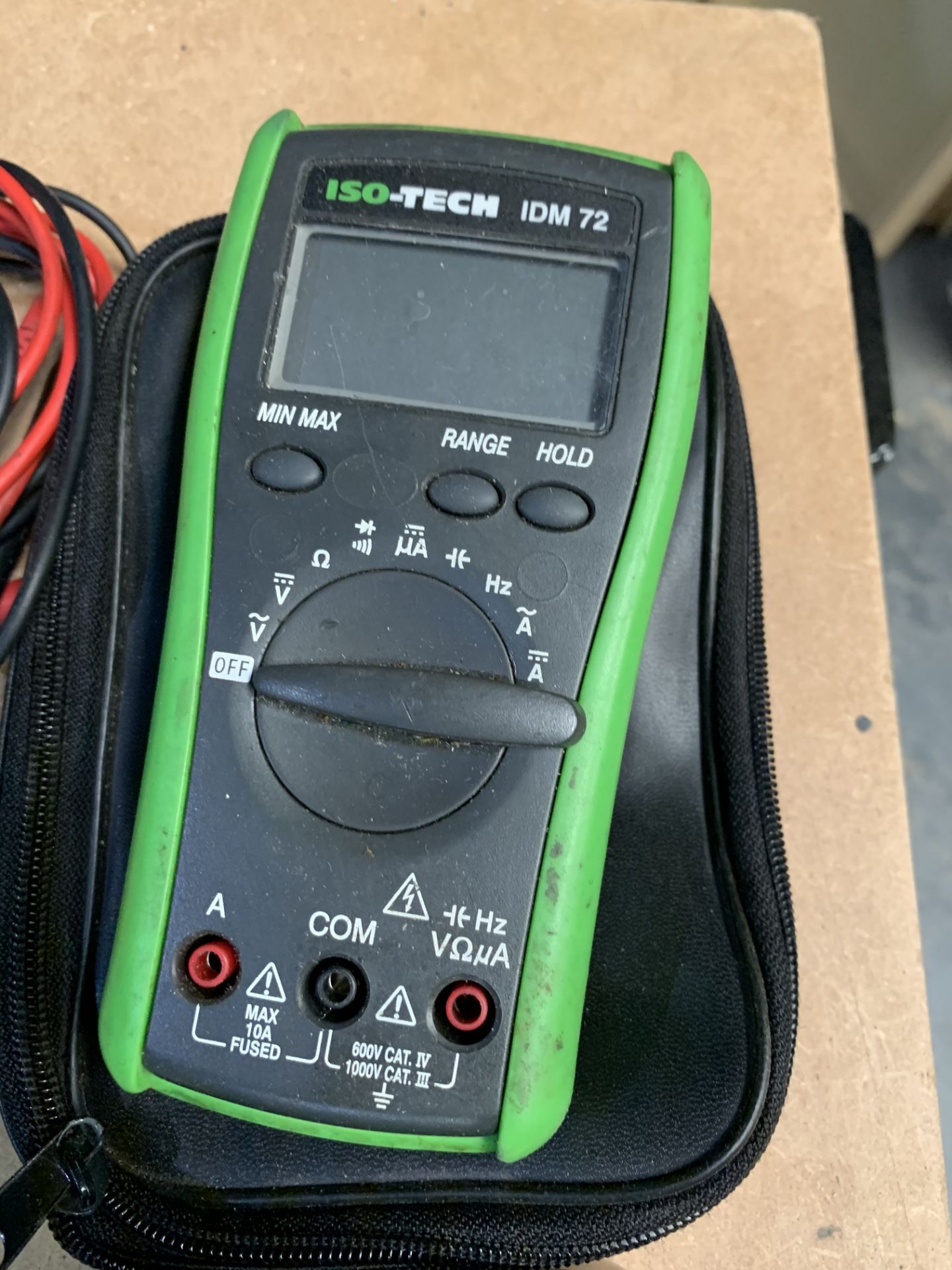 YF-509 Digital Insulation Tester & ISO-TECH IDM72 Digital Multimeter (Located Sittingbourne – Please - Bild 2 aus 3