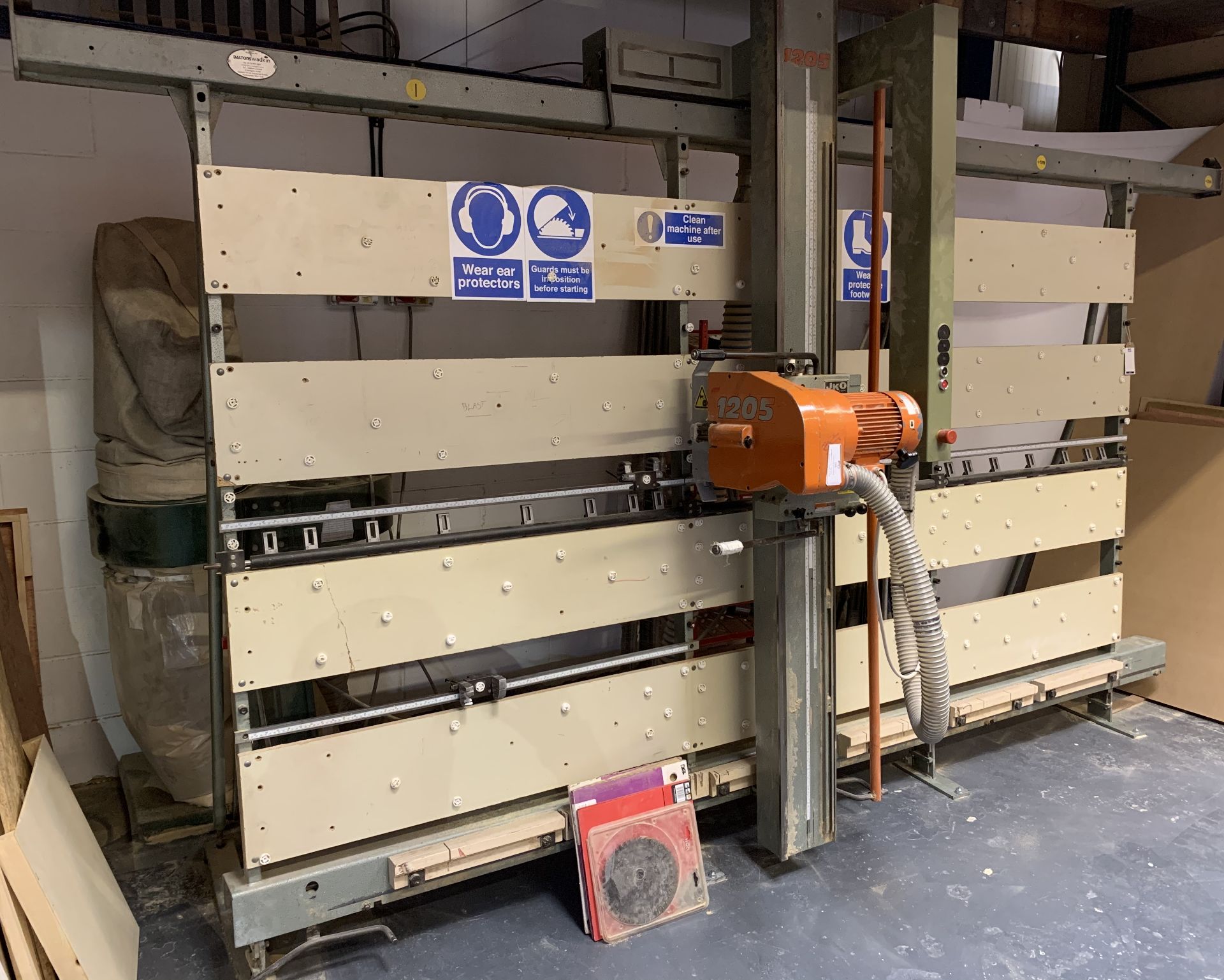 Holz-Her JKO 1205 Wall Saw, Serial Number 2756-1986 And Single Bag Dust Extractor (Located - Bild 2 aus 5