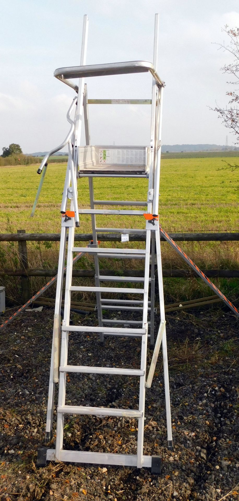 Tubesca Sherpamatic Aluminium Platform Steps (Located Upminster – See General Notes for Full - Bild 2 aus 2