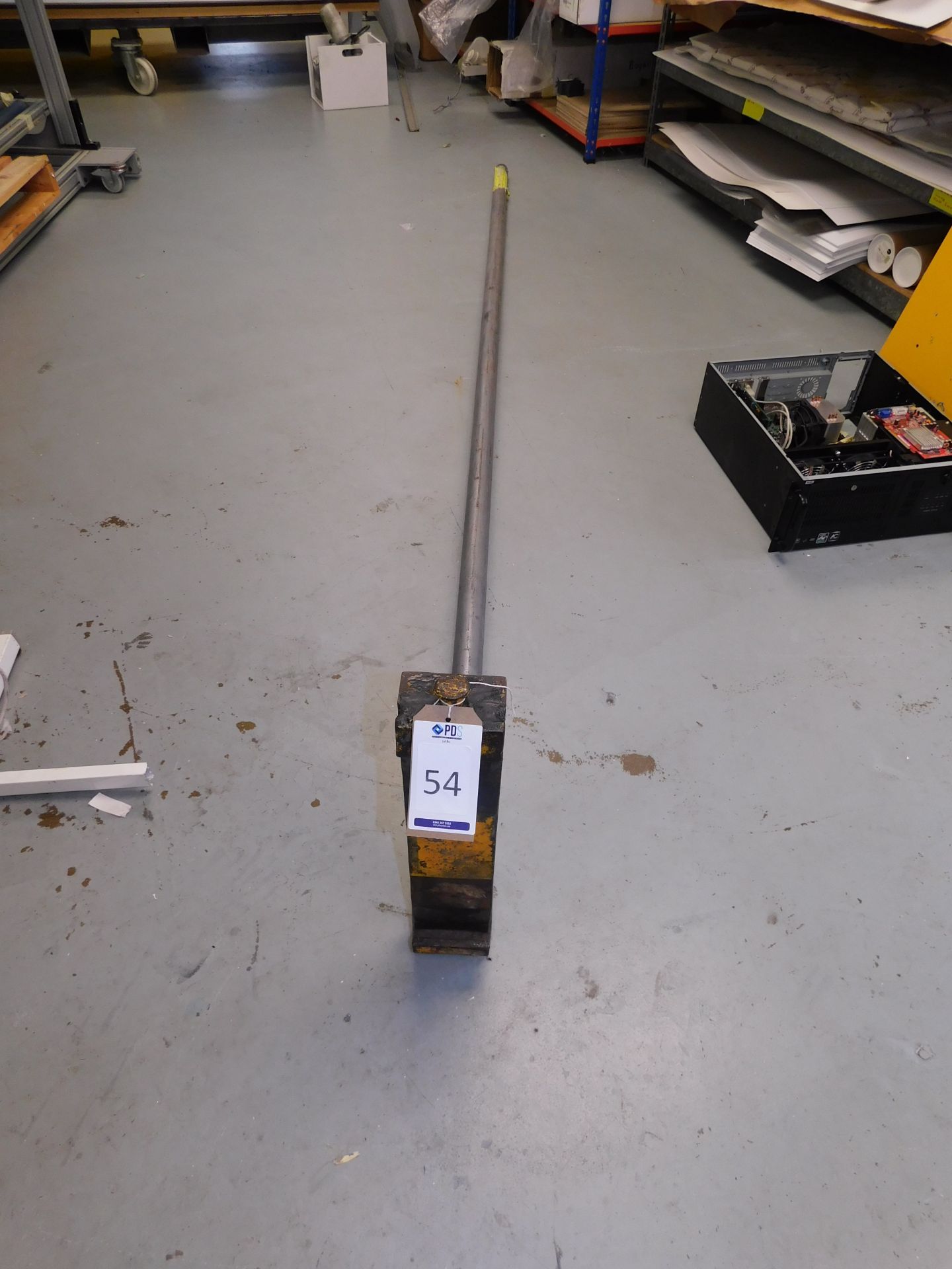 Pole Forklift Attachment (Carpet Pole) (Located Northampton – See General Notes for Full Address)