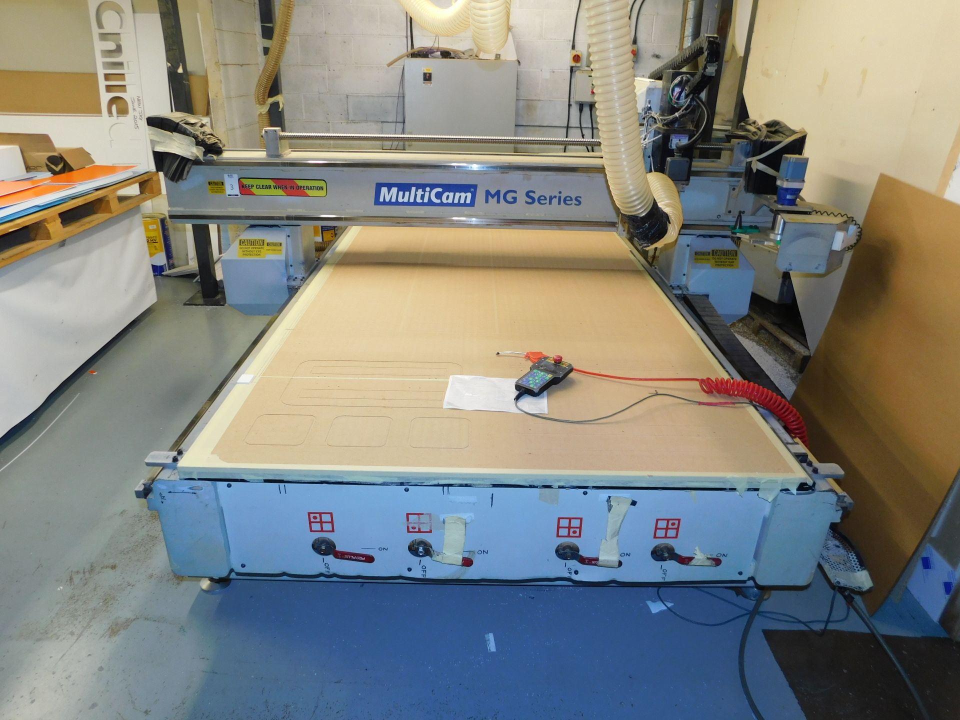 Multicam MG Series Bed Router. Serial Number MG204-03319 (2004) With Rietschle Thomas Vacuum Pump, 8 - Bild 2 aus 18