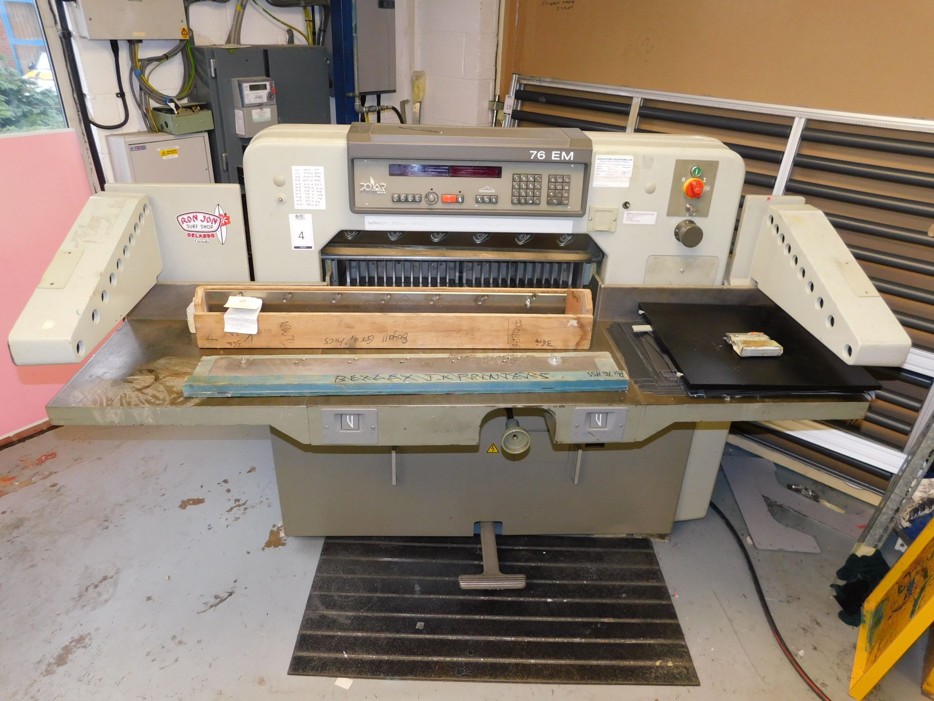 Polar 76EM Paper Guillotine, Serial Number 6461310 (1994) (To Be Collected Wednesday 27th November)