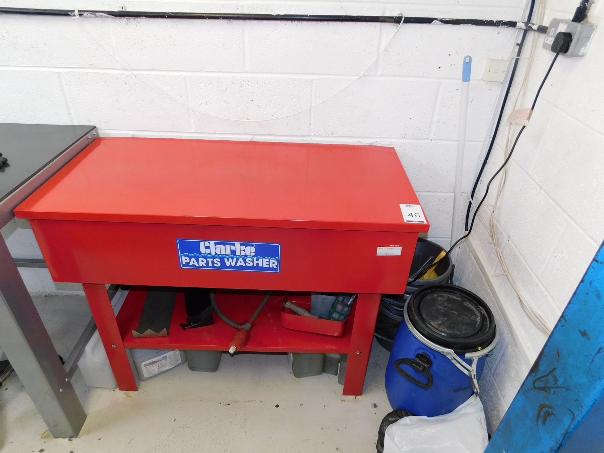 Clarke Parts Washer (Located Northampton – See General Notes for Full Address)