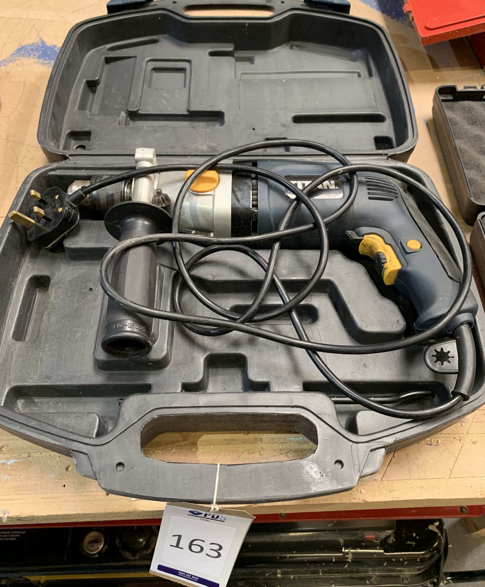 Titan Hammer Drill (Located Sittingbourne – Please see General Notes for Full Address, Viewing &