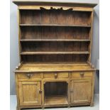 19TH CENTURY PEMBROKESHIRE PINE DOG KENNEL DRESSER having boarded three shelf rack back under a