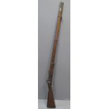 19TH CENTURY MUZZLE LOADING PERCUSSION MILITARY STYLE THREE BAND MUSKET, fully stocked with 38.