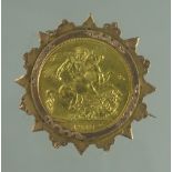 GEORGE V 1912 GOLD SOVEREIGN set in 9ct gold brooch mount. Weight in total 10.6g approx. (B.P.