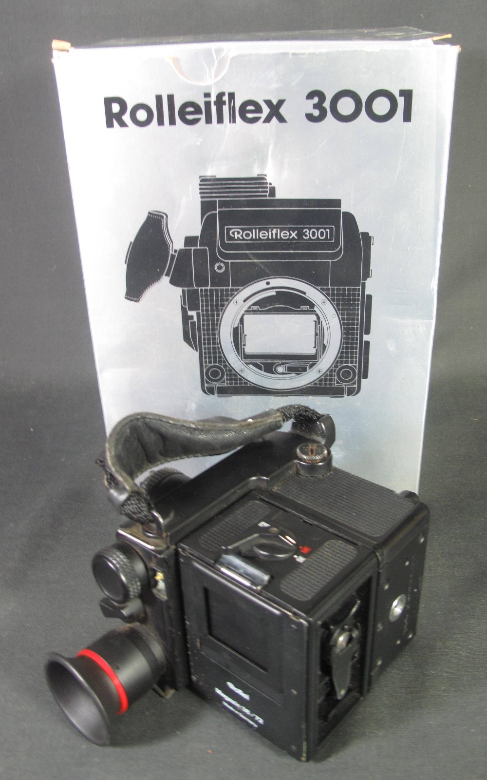 ROLLEIFLEX 3001 35MM SLR CAMERA OUTFIT t - Image 2 of 2
