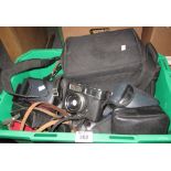 Box of assorted vintage and other cameras; Halina 2000 etc, camcorder etc. (B.P. 24% incl.