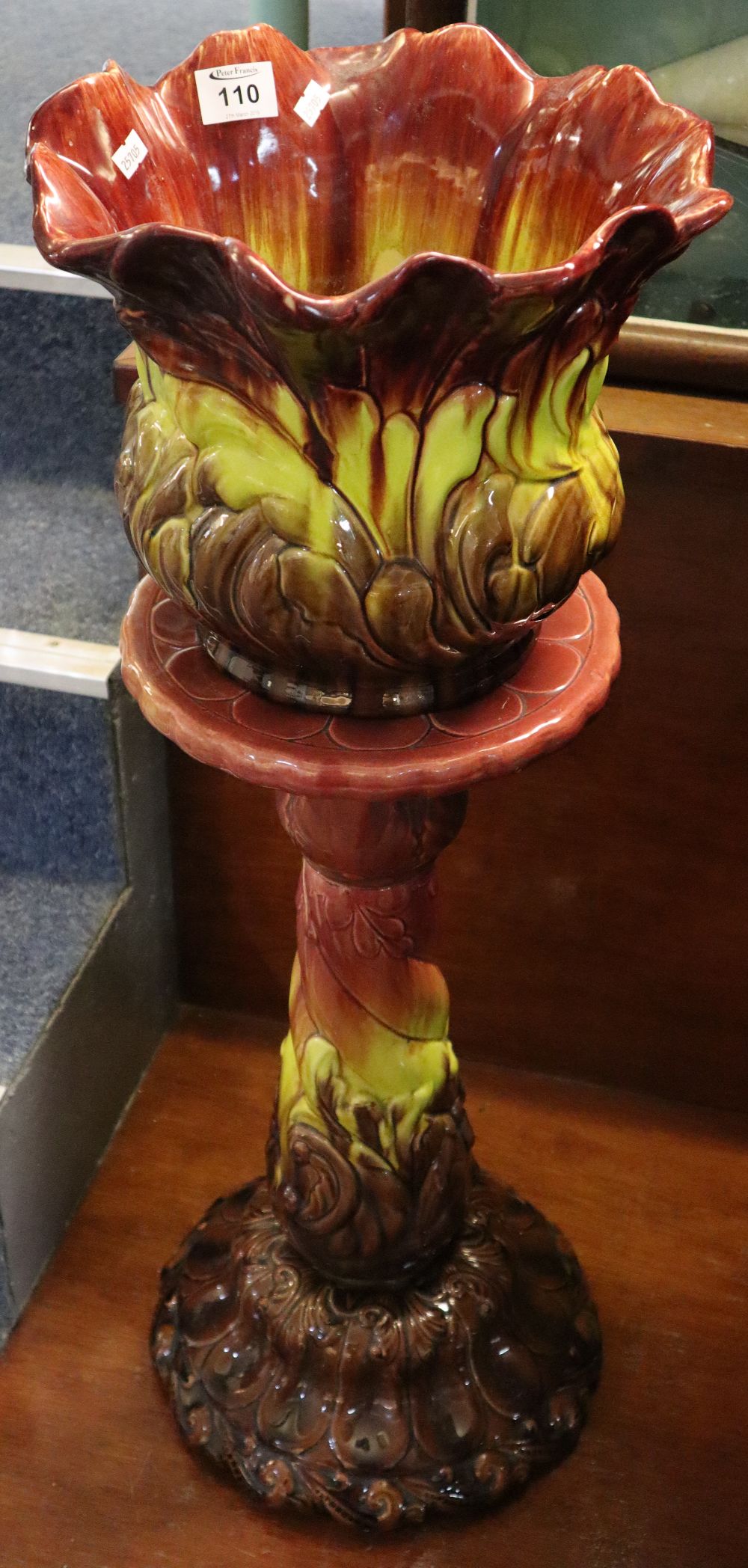 Bretby pottery art nouveau design jardiniere with separate stand. Impressed marks. (B.P. 24% incl.