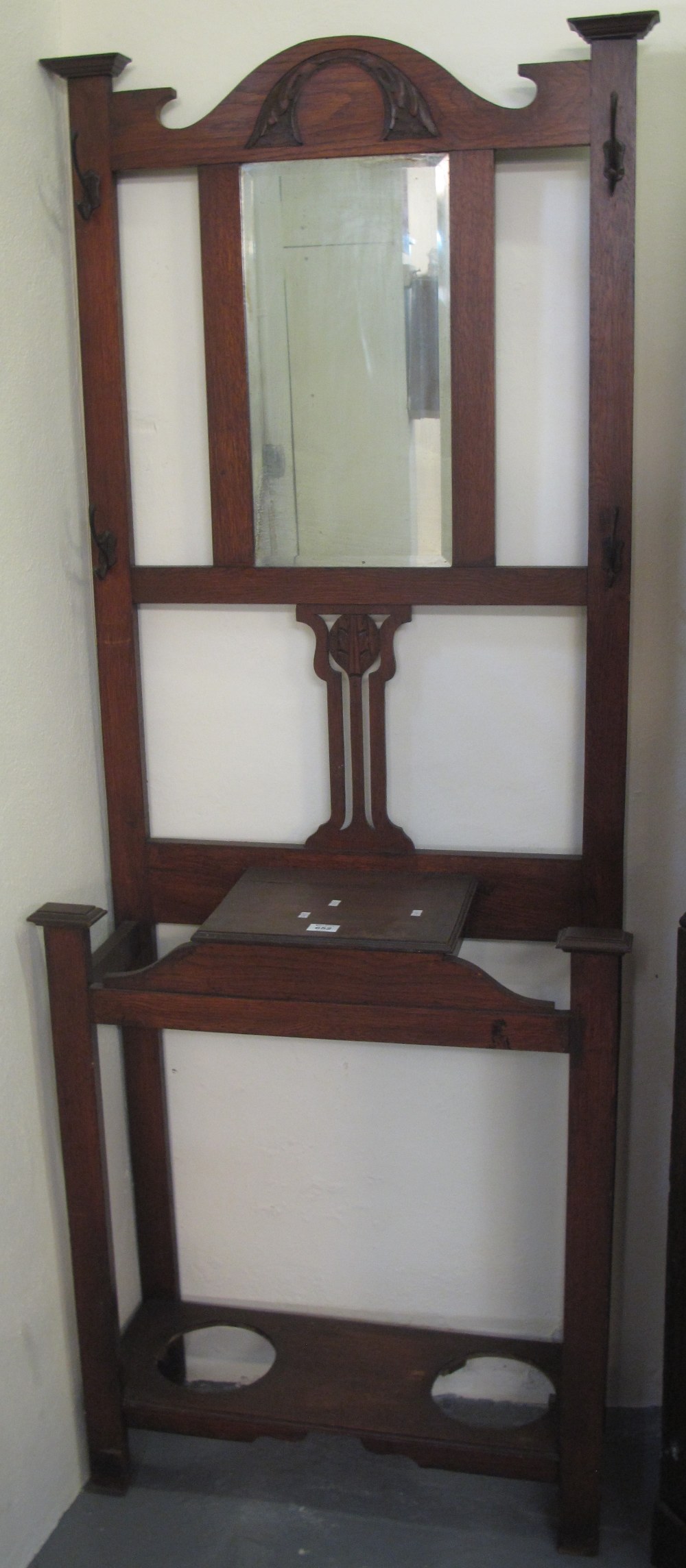 Edwardian oak mirror back hallstand. (B.P. 24% incl.