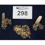 Flora gilt silver leaf design brooch and matching cuff links. (B.P. 24% incl.