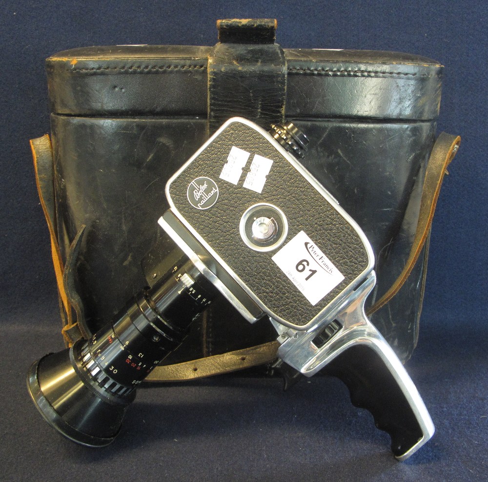 Bolex paillard vintage cinecamera with pistol grip and original case. (B.P. 24% incl.