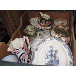 Box of assorted china to include two graduated Masons ironstone Oriental design pouch shaped