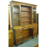 Edwardian mahogany two-stage, cabinet backed pot board dresser on turned supports. (B.P. 24% incl.