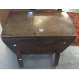 19th Century elm lidded dough bin. (B.P. 24% incl.