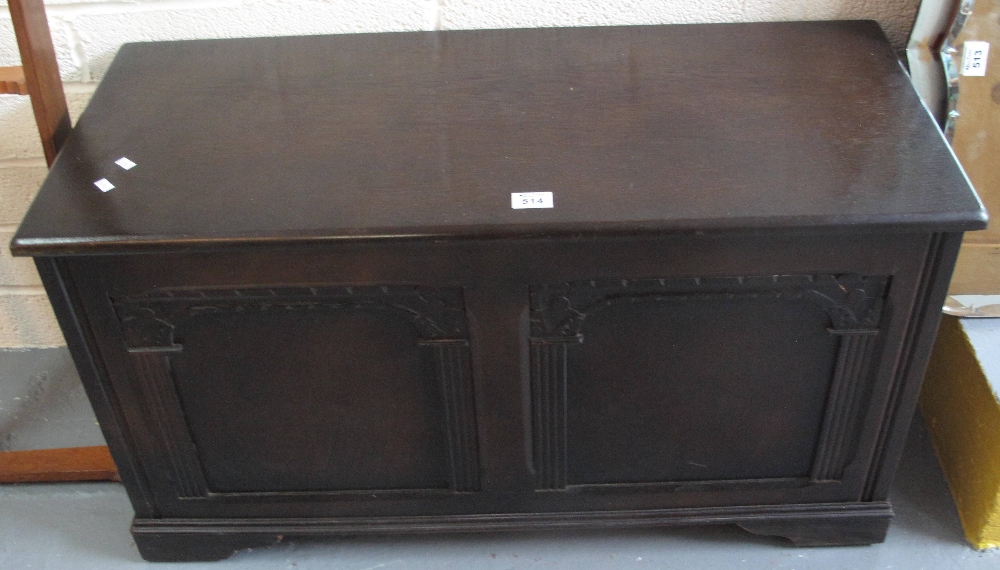 Mid 20th Century oak trunk or blanket box. (B.P. 24% incl.