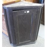 19th Century oak single door blind panelled hanging corner cupboard. (B.P. 24% incl.