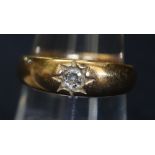 An 18ct gold diamond set gypsy ring, 5g approx. (B.P. 24% incl.