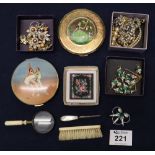 Bag of costume jewellery, compacts etc. (B.P. 24% incl.